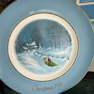 Avon Christmas Plate Series 1976 the centennial of USA year. 3rd edition
